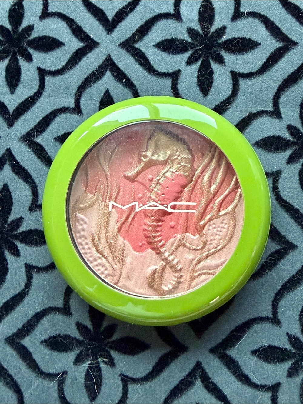 MAC Cosmetics To The Beach Highlighter Powder